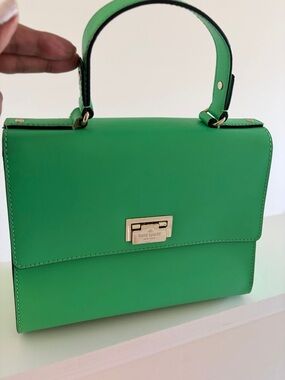 Kate Spade Medium Top Handle Bag – Kellee Green | Crossbody| Satchel